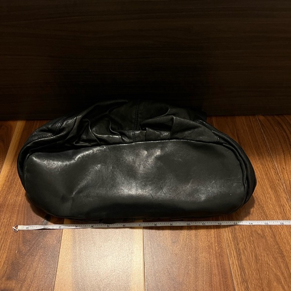 Ugg leather purse - Picture 7 of 8